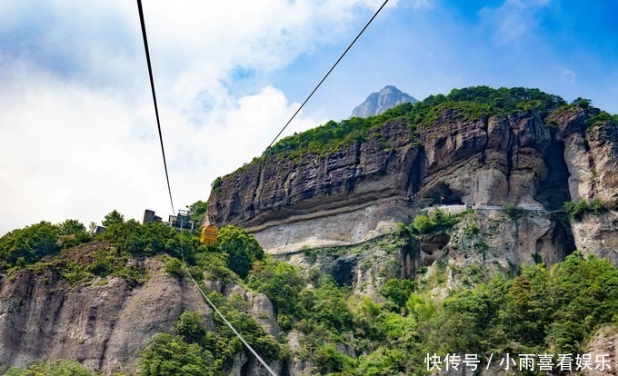 索道|雁荡山的方洞景区最独特最惊险，栈道和吊桥都悬挂在峭壁上