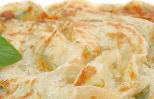 食用盐|葱油饼“这样做”太简单了不烫面也不揉面，酥脆又分层