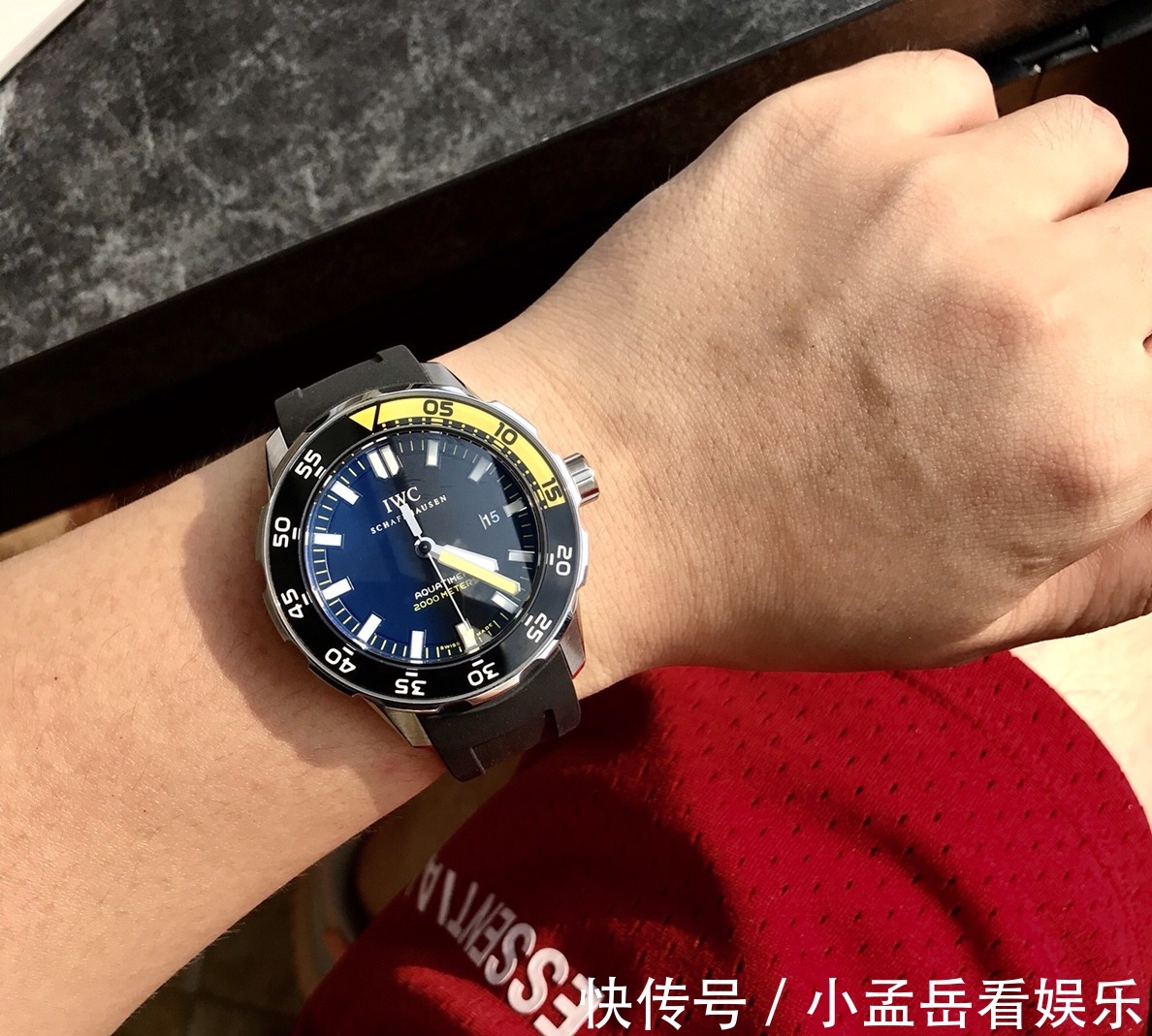 海马|主流男士潜水腕表盘点，夏季旅游凹造型正好，闭着眼睛也不会选错