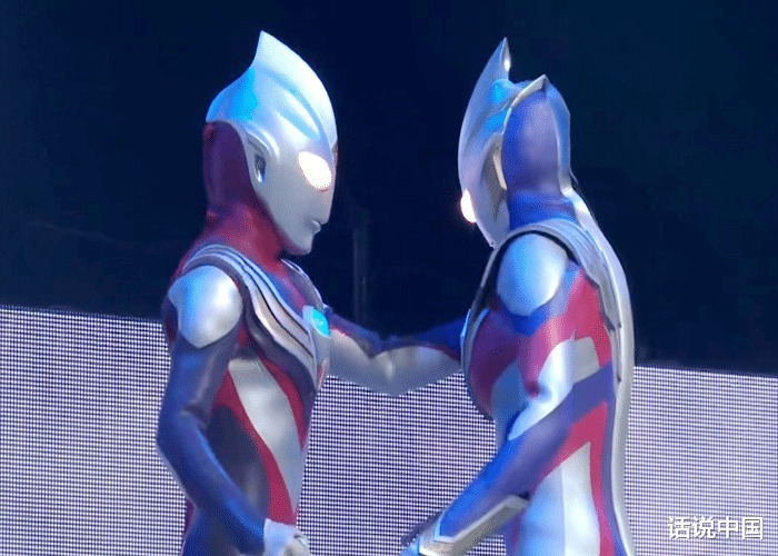 达贡|同样是超古代奥特曼,特利迦VS黑暗特利迦,你更看好谁的实力