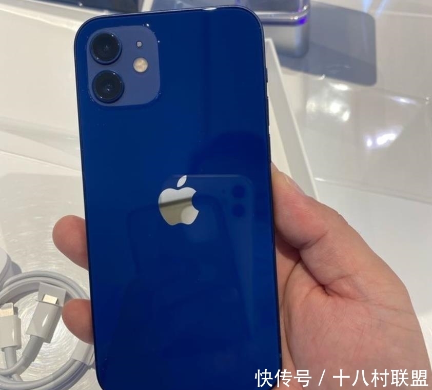 不快|重度使用iPhone12两天，有几句心里话，不吐不快