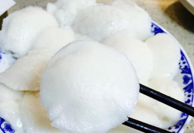 好吃|发糕最容易的做法,不加一滴水,口感甜而不腻,比蛋糕还好吃