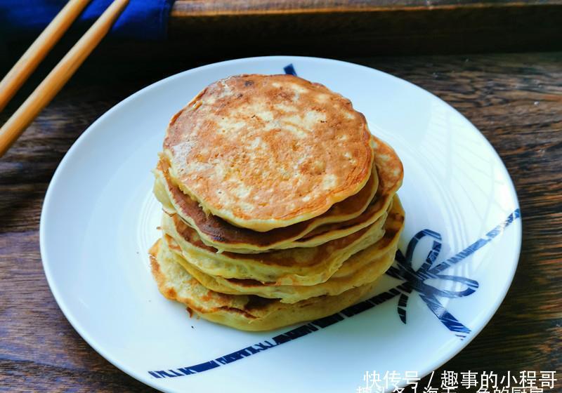 随手做的早餐饼，火了朋友圈，网友：香甜软糯又好吃，关键是简单