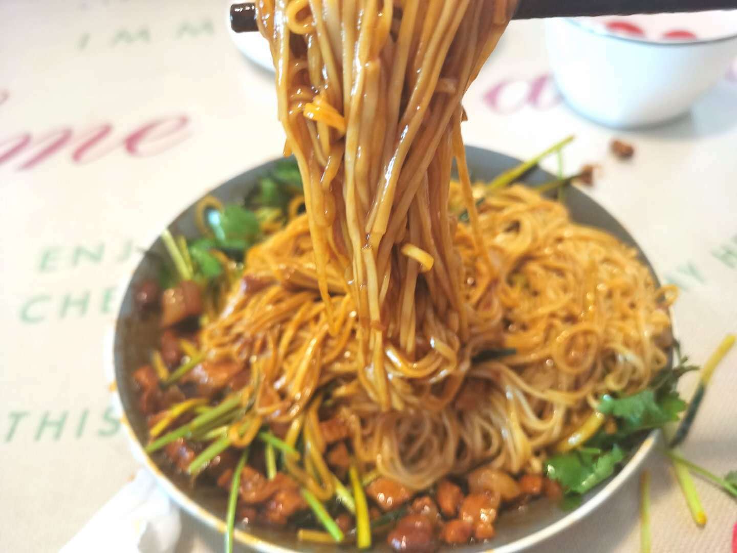 五花肉|好吃到跳脚的自制炸酱面,连吃三碗不过瘾,口感饱满,回味无穷