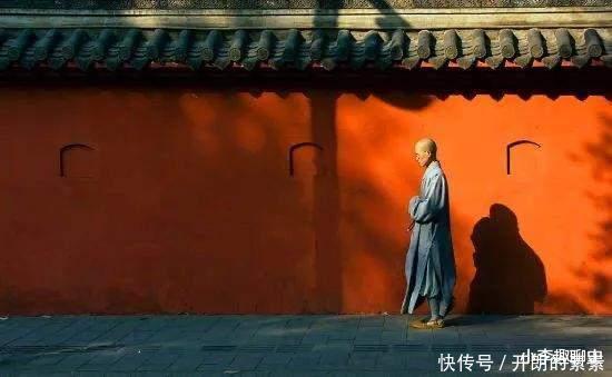 诗僧齐己写了首咏梅诗,大诗人只给他改了一个字,成就千古名作