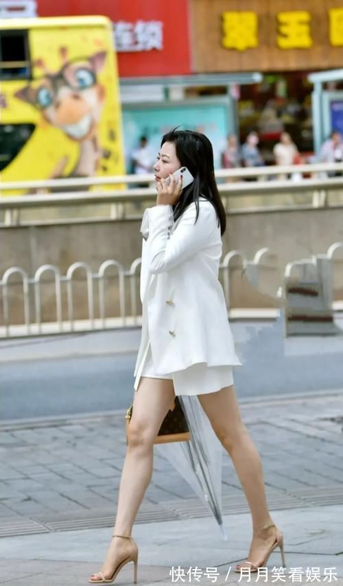 气质|女士的休闲小西装,展现出父亲喜欢的那种高贵的气质,我也很爱