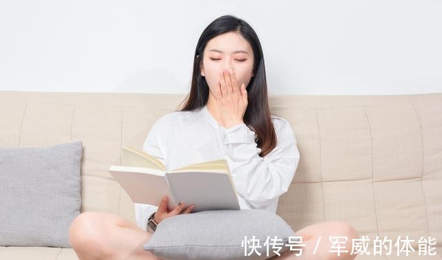 高跟鞋 87岁老中医美白不是涂涂抹抹就行,想要变白,不如试试内调美白!