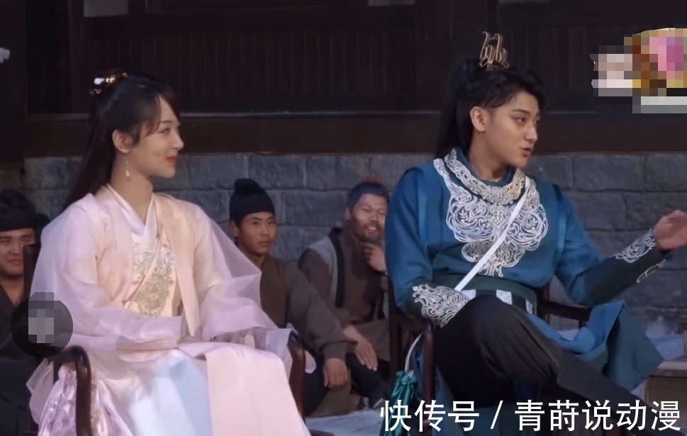 黄子瑶|杨紫缺席《萌探》录制,黄子韬晒合照发文,关系好坏一看便知