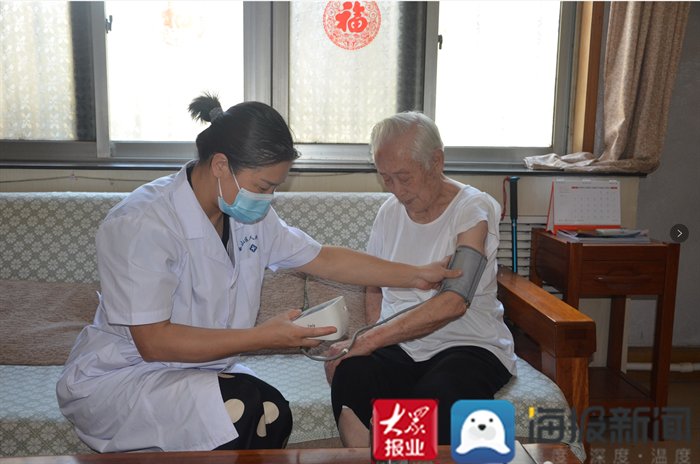 泰安市泰山区人民医院|泰安市泰山区人民医院深入区委家属院为高龄离退休老干部进行新冠疫苗接种前健康评估