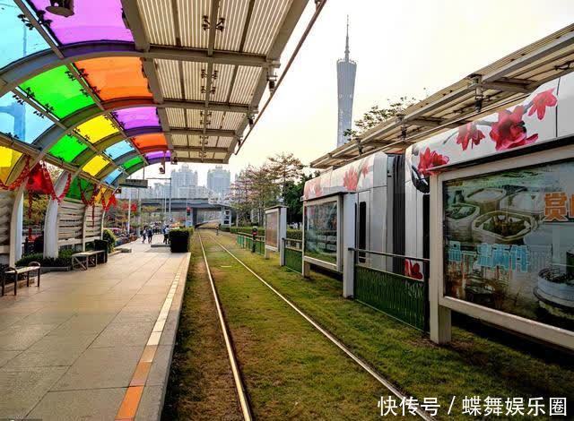 广州有轨电车“最美7.7公里”成流动风景线