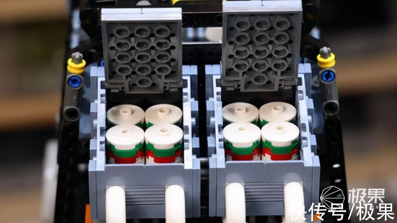 星战|6785个零件!这可能是目前最大块头的星战乐高!能塞一只军团