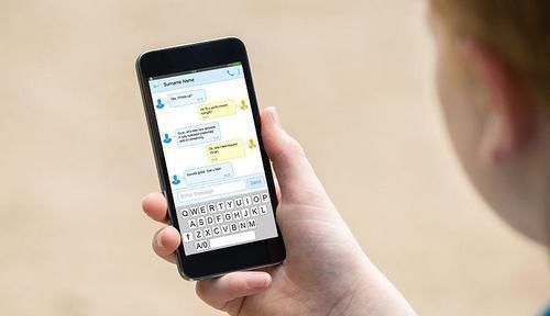 小丽|4岁宝宝天天看手机,聪明奶奶用这招很有效,值得家长们借鉴