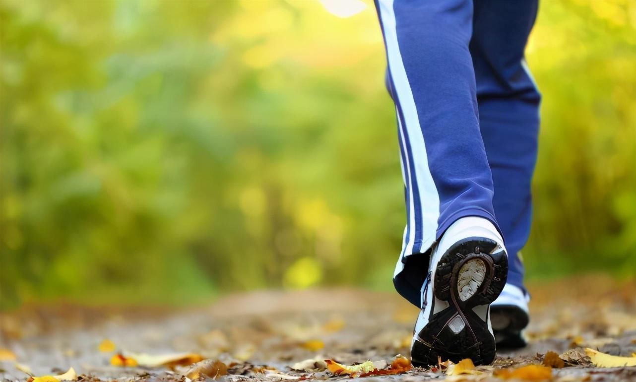 腰围|无论男女,50岁可见寿命长短?长寿还是短命,就看这几个表现