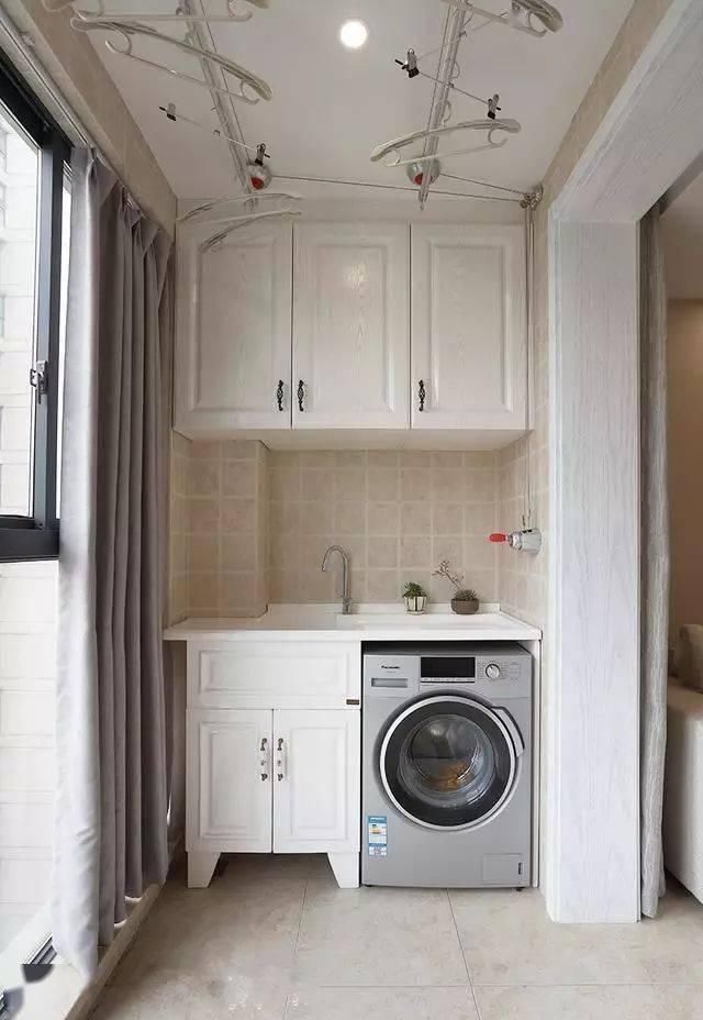 素描画|把阳台推拉门拆了,只用窗帘做装饰,没想到大家都说更好看