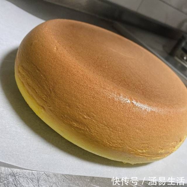 蛋糕|电饭锅版早餐蛋糕做法，做法简单，美味营养，吃不够，动手试试吧