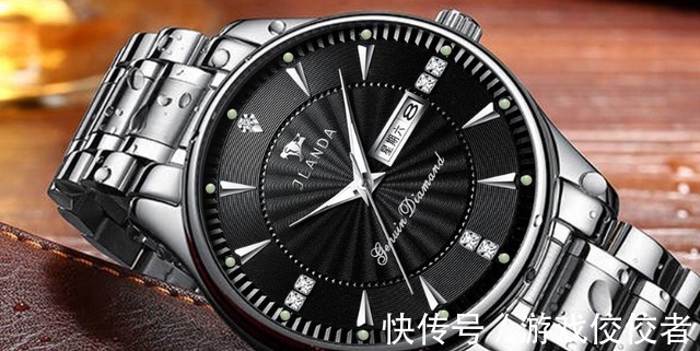 外壳 手表几年做一次保养!