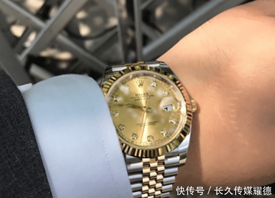 手雷|真正懂手表的男士,都是这样选择运动手表的,这样搭才彰显身价