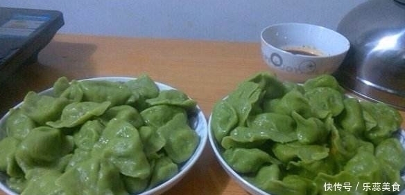 菠菜|吃饺子,不吃此馅就太亏了,一顿吃两盘不嫌多,不长胖