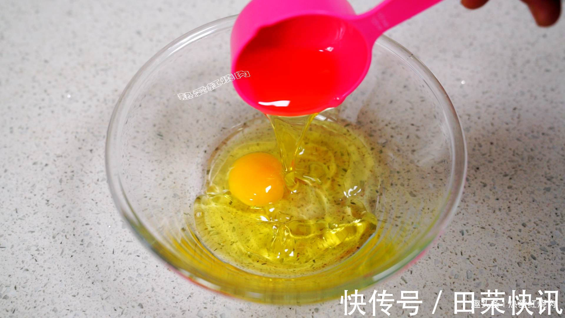 脆筒|这个配方值得收藏,用它做的冰激凌脆筒特脆,不用黄油操作也简单