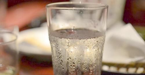 患了前列腺炎,要对4种食物说“不”!医生提醒:2个方法可缓解