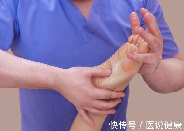 睡眠质量|经常搓脚,或有这3个好处,不妨试试!搓脚时要注意这4点