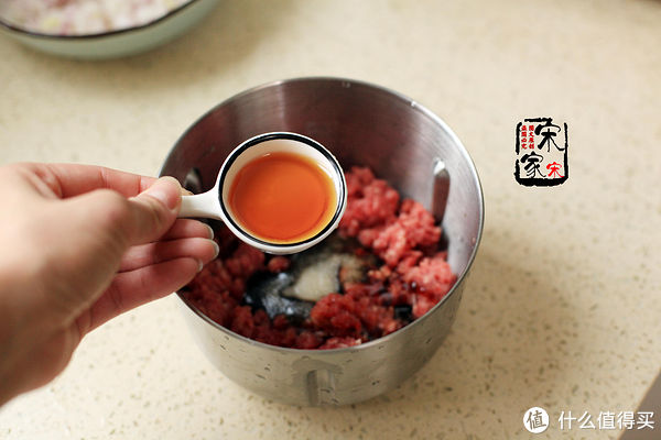 绞肉机|吃不够的牛肉饼，20元成本做9个，喷香多汁皮薄如纸！
