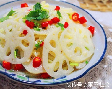 大厨|凉拌藕片总发黑怎么办大厨教你2招,藕片洁白如雪,香脆爽口!