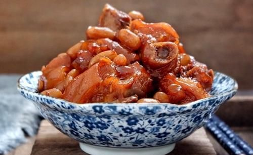 有肉有菜有汤汁的经典家常菜，简单易做，鲜香美味超级下饭！