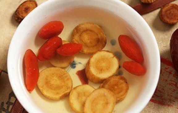 养肝|枸杞和“此”是绝配,连续喝3天,肾脏得到双重滋养,补肾更养肝