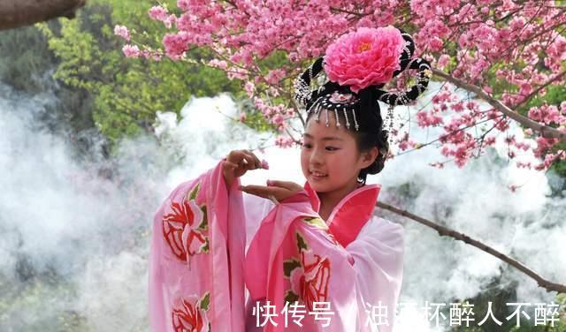 荷花#聊斋故事:荷花仙女