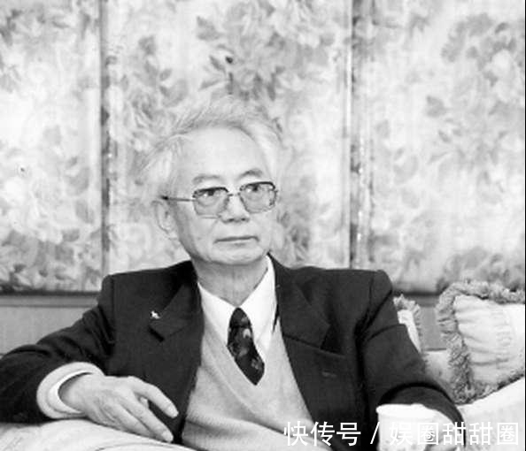 启功先生&曾任中书协主席启功与沈鹏,谁对书法界贡献更大?网友:差距很大