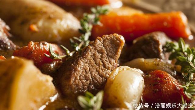 做法|炖牛肉时,别再用八角花椒了,大厨教你正确做法,肉质软烂更入味