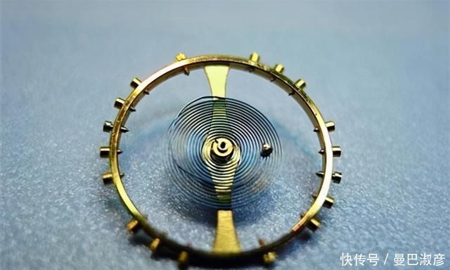 突然发现机械表不走了,你可以尝试这样做,确定问题后就好解决了