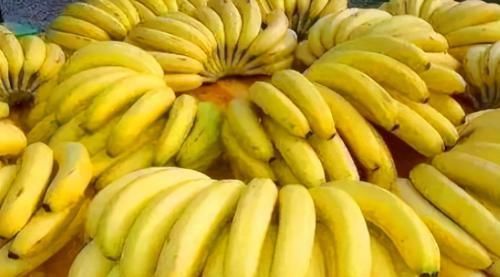 聪明人最爱吃3种食物，补血养颜、延缓衰老，早吃早好！