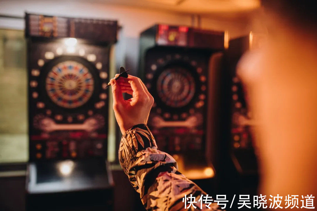 卡尼曼$《思考,快与慢》作者新书:“噪声”对决策有多危险|同读一本书