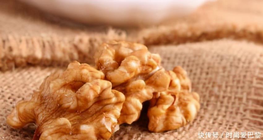 排毒|女性想要皮肤好,推荐常吃3种食物,美白护肤,排毒抗衰