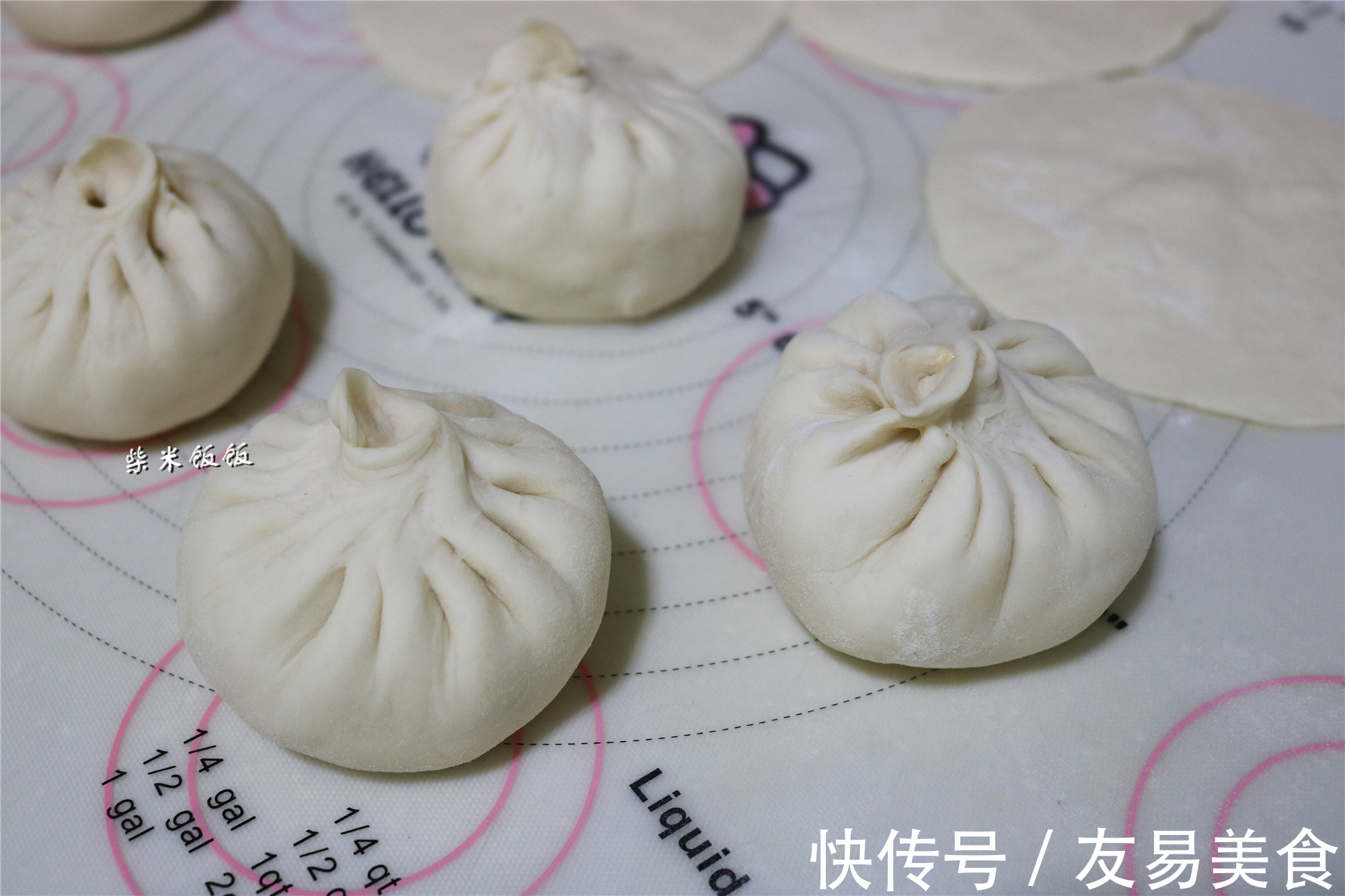 花椒粉|我家最爱吃这两款包子,一款肉包,一款素包,换着做吃不腻