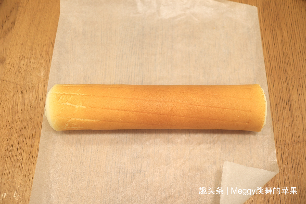 不用鸡蛋黄做的天使蛋糕卷,弹性真好不裂不折,比蛋糕省事