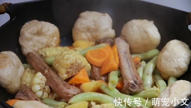 一个菜|天气太热,就做了一个菜,母女3人吃得香,网友:这妈妈真会偷懒