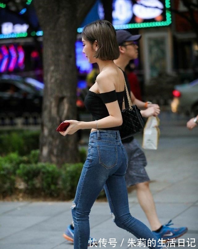 穿搭 时尚耐穿的打底裤穿搭尽显可爱淑女风,优雅舒适全都有,温文尔雅!
