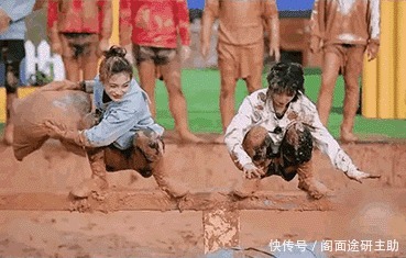 蔡徐坤|baby现身三亚录制节目,辟谣退出跑男传闻,击破退出跑男的谣言