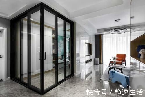 新房|新房千万别乱装，看看他家的设计，客厅变大浪费变小，值得借鉴