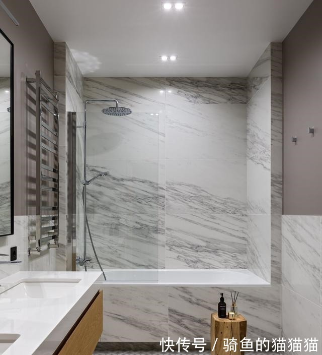 颜色|她家的装修配色超时尚,全屋经典现代风,照着装没错的!