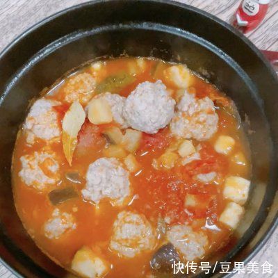 番茄|无水双茄肉丸锅「可做汤，可做盖饭」