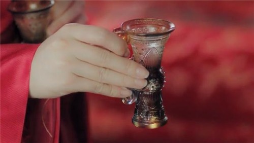 奸臣#一代名相,用奸计比奸臣还奸,用小人手段整小人,现代人都学不来