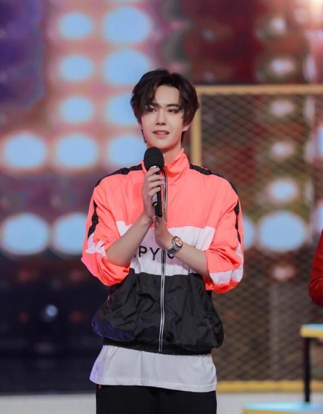 快樂(lè)大本營(yíng)|王一博三次做客《快樂(lè)大本營(yíng)》，同一句話卻說(shuō)了兩次