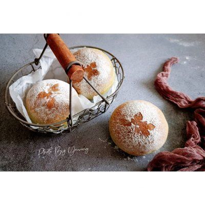 配着这盘菠菜小餐包，米饭可以吃三大碗