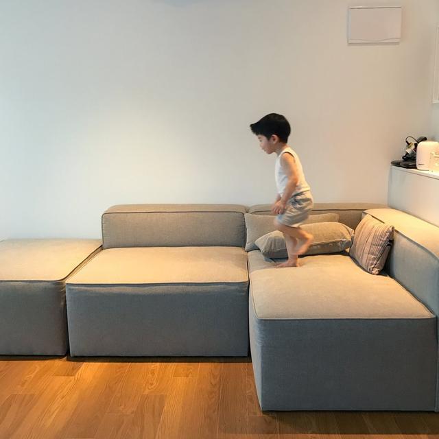 韩国|韩国极简主义小夫妻的家，养了娃依旧不多买，住了4年还像新房