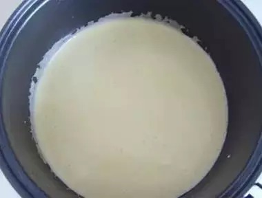 用电饭锅做蛋糕原来这么简单!保存好,做给家人吃!