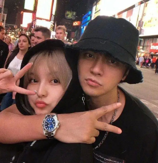 周扬青新男友身份曝光 背景强大比女方小6岁 著名企业执行总裁 全网搜 周扬青新男友身份曝光 背景强大比女方小6岁 著名企业执行总裁 全网搜